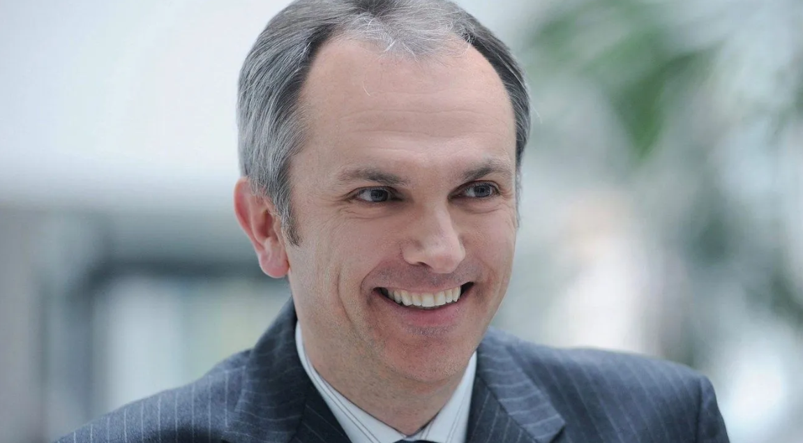 Luca Maestri (Apple): Capital Returns Strategy Paired with Operational Efficiency